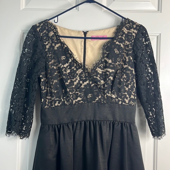 Eliza J Black Lace & Faille V Neck Cocktail Dress - Picture 4 of 16